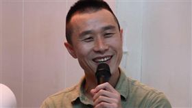 富察延賀。（圖／翻攝自Brilliant Time 燦爛時光：東南亞主題書店Youtube）