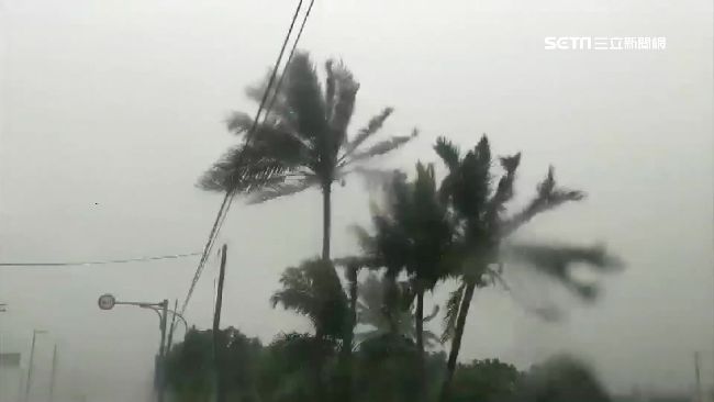 大雨襲擊！屏東縣佳冬高農下午停課