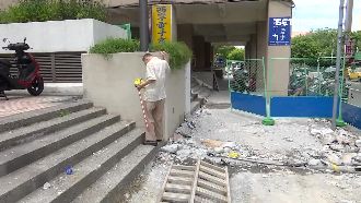 施工擋路通行　投訴3個月才「處理」