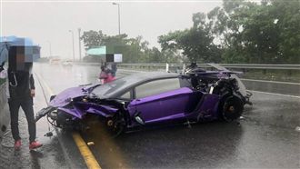 限量大牛打滑撞爛！網：4千萬飛了…