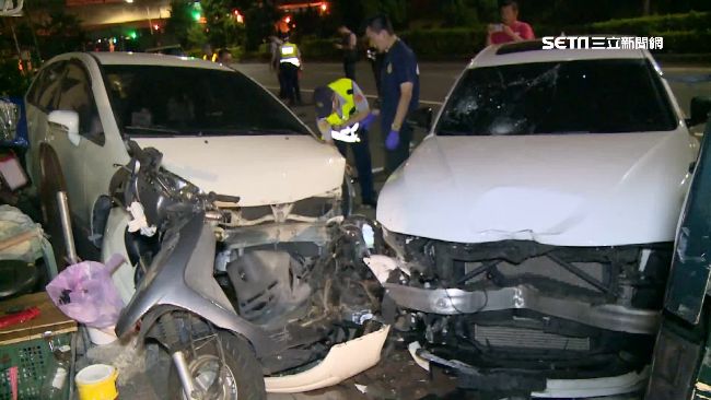 女駕駛BMW追撞機車　騎士傷重不治