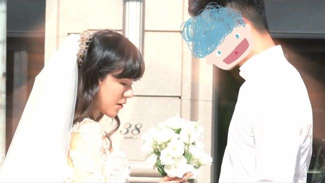 網紅爆「秘婚」　新郎身分曝光網驚呆