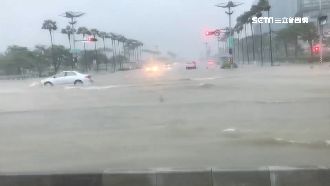 豪雨轉大豪雨凌晨發　地方批反應不及