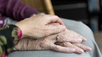 瘋狂殺人魔是她！毒殺9老人埋花園