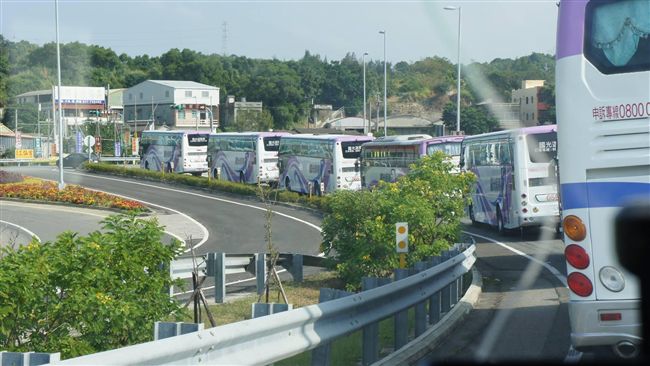 注意！公路總局彙整「客運停駛一覽」