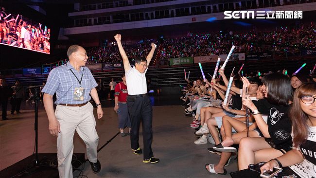 首次進軍小巨蛋！柯「電音趴」挺舞力