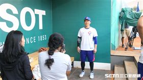 ▲雅加達亞運官方練球時，詹子賢被大會拍定型照。（圖／記者蕭保祥攝）