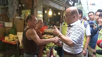 蘇貞昌搶攻汐止！憂沒握到當眾電幕僚