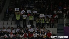 ▲雅加達亞運觀眾席上台灣民眾幫戴資穎加油。（圖／記者蕭保祥攝）