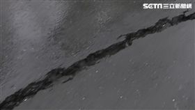 台南仁德區二行里道路震出裂縫