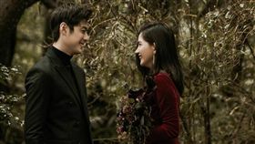 陳艾琳與男友顏庭笙婚紗照似乎兩人好事近。（圖／翻攝自IG）