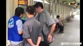 柯文哲搭公車 東奧正名來連署