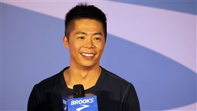 台灣之光林義傑熱情相挺 鳶飛北大馬拉松接力賽(業配)