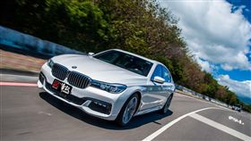 神氣活現BMW 740i M Sport(車訊網)
