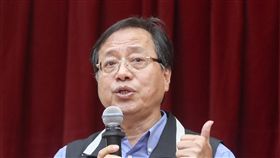 花蓮金門將提年改釋憲  李來希出席記者會公教年改7月1日即將上路，花蓮、金門縣政府14日在立法院召開記者會宣告將聯合聲請年改釋憲，全國公務人員協會理事長李來希出席與會。中央社記者裴禛攝　107年5月14日