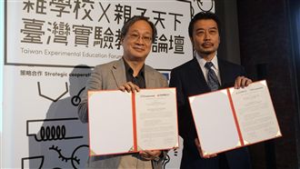 專心幫柯打選戰 小野辭文基會董事長