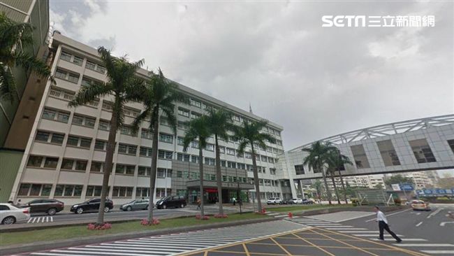 男嬰倒臥沙發無心跳　送醫9天後不治