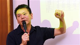 林為洲：不會出席考紀會議表態將參選新竹縣長到底的國民黨籍立委林為洲1日在立法院召開記者會表示，他已經接到考紀會通知，但不會出席會議，將用書面方式做出說明。中央社記者施宗暉攝　107年8月1日