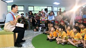 泰山森林書屋啟用　專業說書人講故事