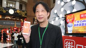 胡亦嘉宣傳街口支付街口支付執行長胡亦嘉（圖）24日出席行動支付購物節暨聯盟成立大會與聯合成果展活動，宣傳自家的行動支付。中央社記者謝佳璋攝  106年11月24日