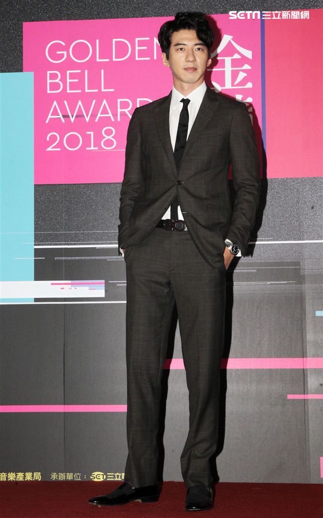 傅孟柏公布戲劇節目女主角獎入圍名單。（記者邱榮吉/攝影）