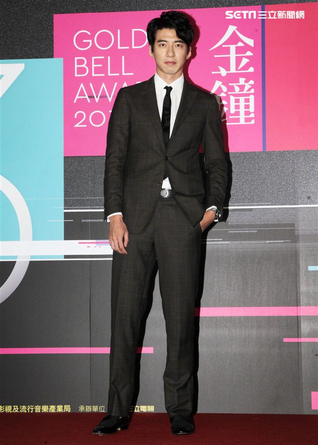 傅孟柏公布戲劇節目女主角獎入圍名單。（記者邱榮吉/攝影）