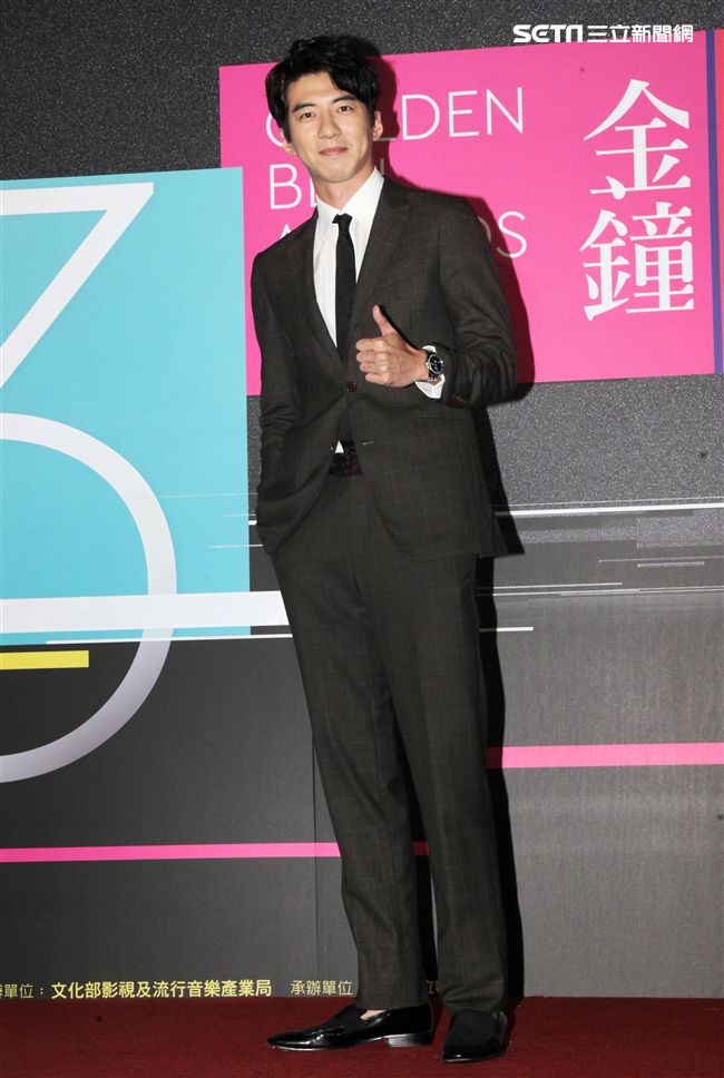 傅孟柏公布戲劇節目女主角獎入圍名單。（記者邱榮吉/攝影）