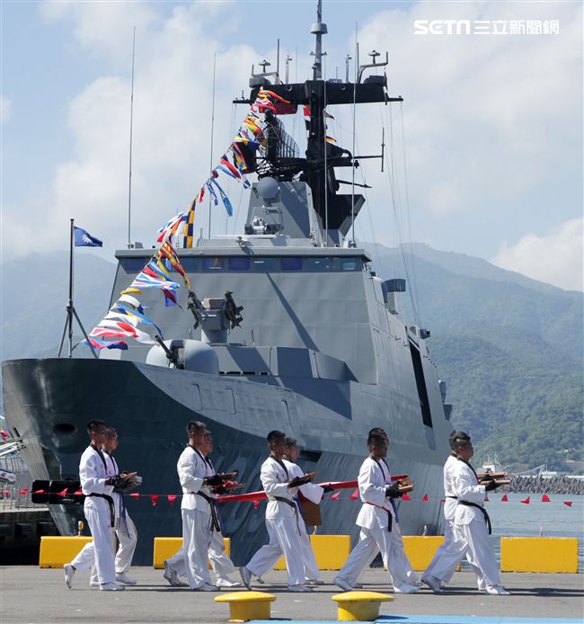 海軍陸戰隊莒拳道隊深藏不露各個都是武功高手。（記者邱榮吉/攝影）