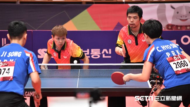 桌球單打　莊智淵、鄭怡靜晉級八強