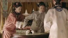 古裝劇,延禧攻略,攙扶,娘娘,爆廢公社　圖／翻攝自臉書爆廢公社