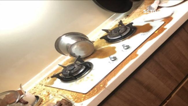 抽油煙機擋板砸鍋　女遭熱油潑濺毀容