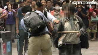 捷運龍山寺傳婦人亮刀　乘客驚慌逃