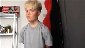 ▲梅克佩斯對學院的審核感到羞辱。（圖／翻攝自Youtube網站）