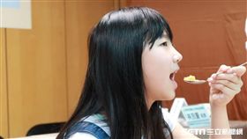 董氏基金會呼籲，「飯菜分離」才不會將過多熱量吃下肚。（圖／董氏基金會提供）