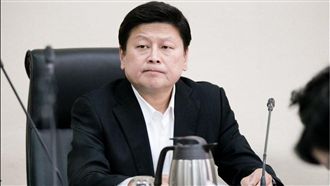 律師踢爆：傅崐萁把公僕當「傭人」