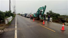 鹽堆泡水流失　井仔腳鹽田200週年慶改期