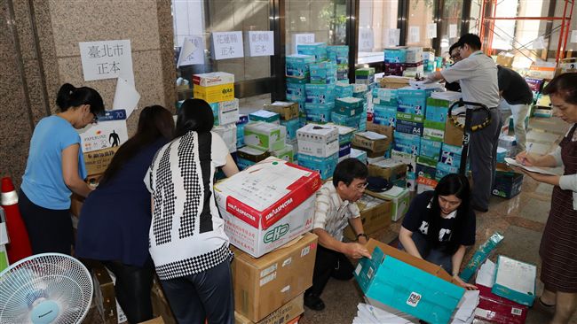 遭指死人連署　國民黨反批中選會