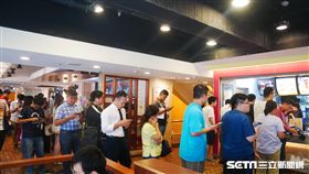 麥當勞,大麥克,買一送一。（圖／記者馮珮汶攝）