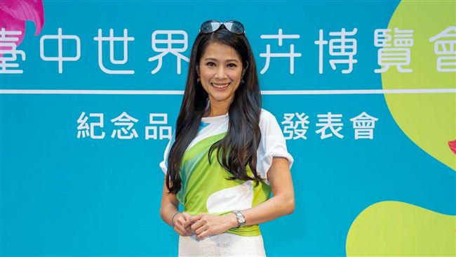 李文儀獻處女秀！為花博走秀變模特兒