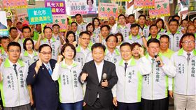 魏明谷拚連任彰化縣長　有信心打破魔咒尋求連任的民進黨籍彰化縣長魏明谷（前右3）29日率領競選團隊完成登記，他說，有信心打破魔咒，完成對縣民承諾的「風光大縣、幸福彰化」願景。（魏明谷競選團隊提供）中央社記者蕭博陽彰化縣傳真　107年8月29日