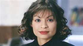 急診室的春天女演員持玩具槍指向警方，遭當場擊斃。（圖／翻攝自FOX NEWS）