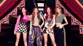 BLACKPINK 展現驚人實力。（圖／翻攝自 BLACKPINK 官方臉書）