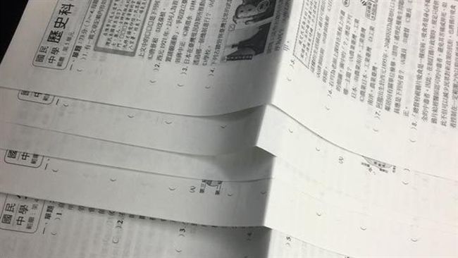 小孩偷藏暑假作業母暴怒　網友這麼說