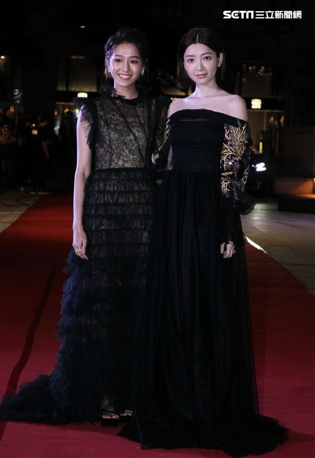 郭雪芙、林意箴走星光大道。（記者邱榮吉/攝影）