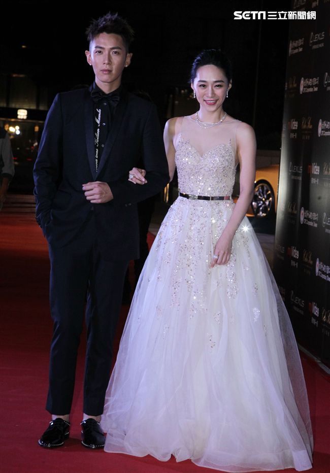 柯震東、吳可熙走星光大道。（記者邱榮吉/攝影）