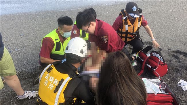 勇男救女童慘遭滅頂　女友崩潰大哭