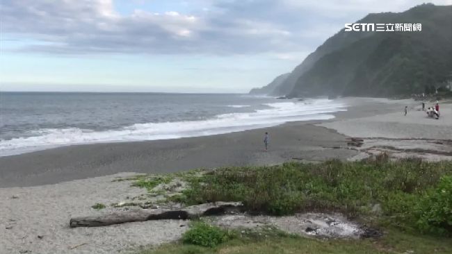 惡浪奪命！鄭明典貼照示警平靜的巨浪