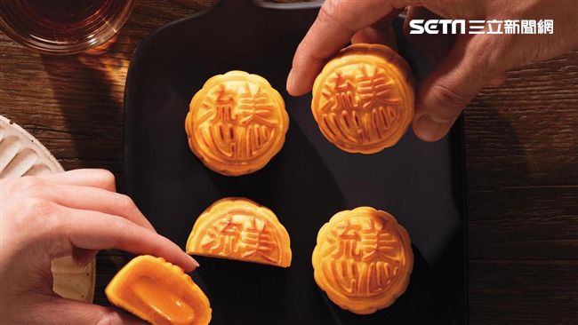 月餅大戰！台灣新東陽對決香港美心…
