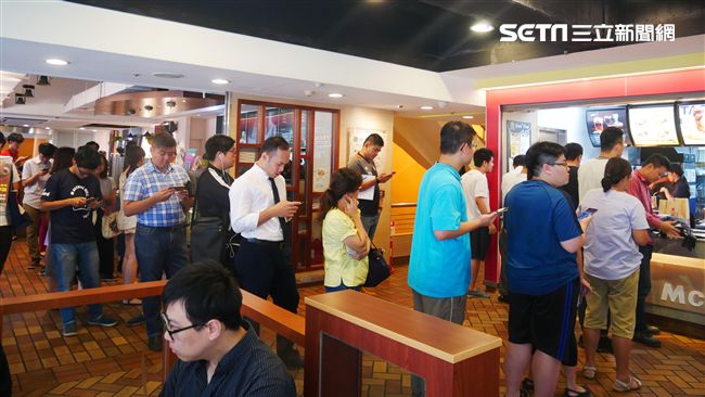 為大麥克排1小時　心理師：反映低薪