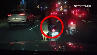 惡煞鑽車縫不成　持鯊魚劍攔車叫囂